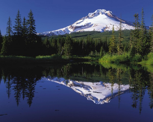 mount_hood_reflected_in_mirror_lake2c_oregon.jpg